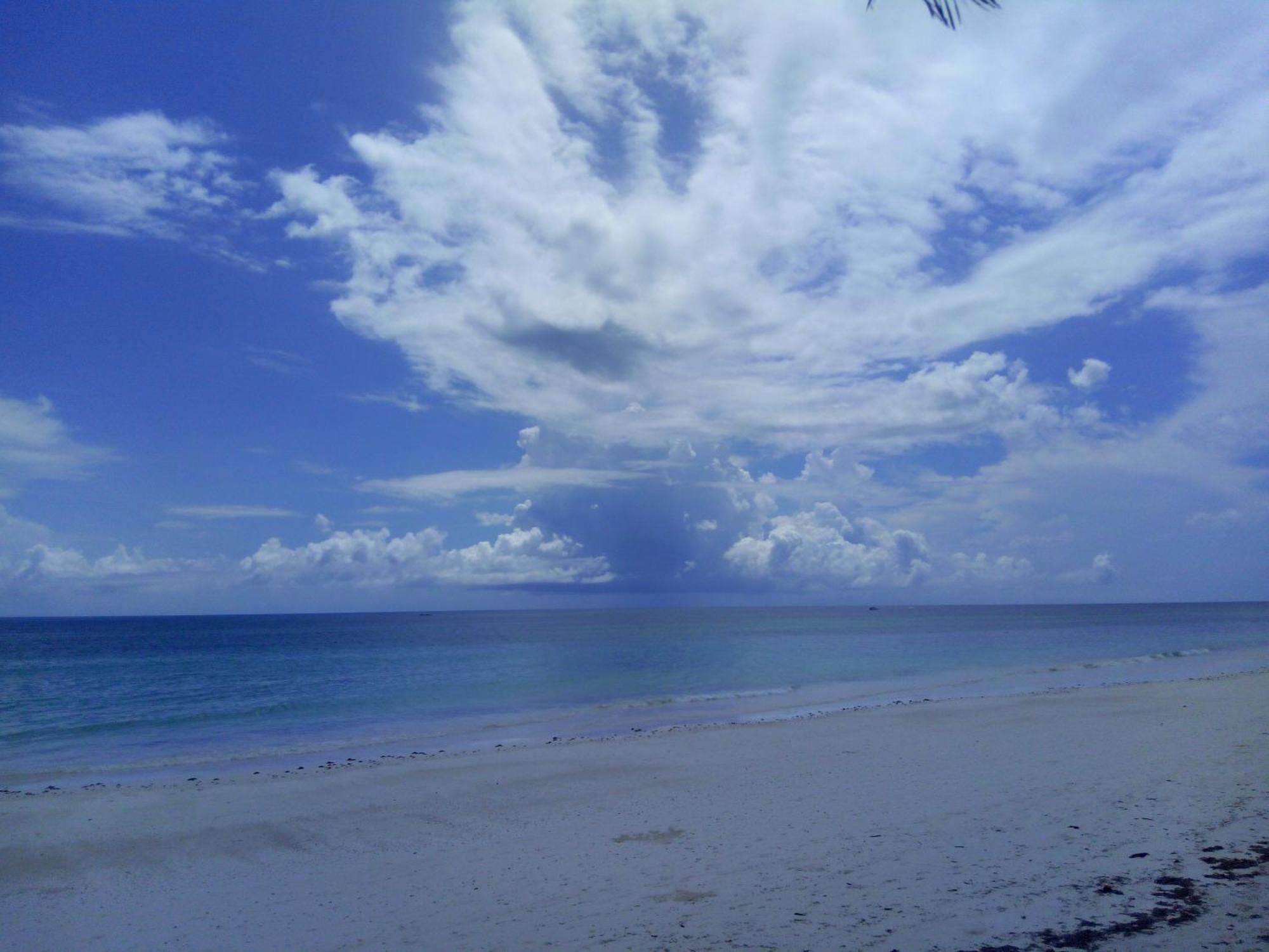 Aqua Resort Diani Beach Ngoại thất bức ảnh